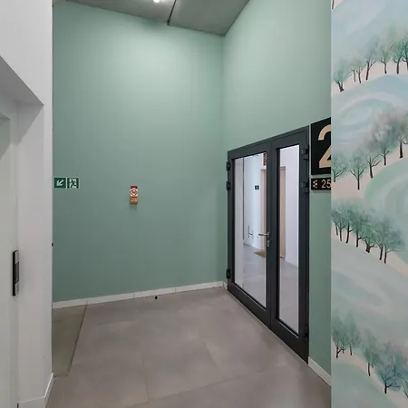Airport Zarembowicza By Renters Apartamento
