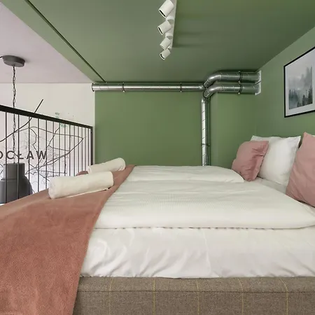 Airport Zarembowicza By Renters Breslavia