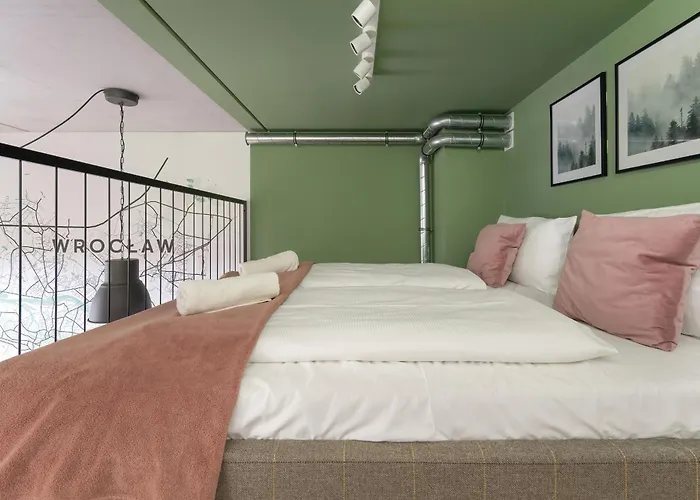 Airport Zarembowicza By Renters Vratislav