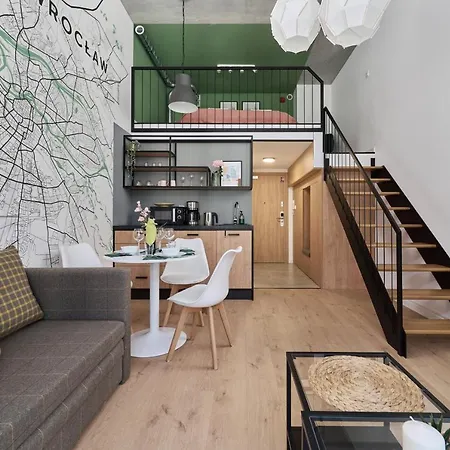 Airport Zarembowicza By Renters Apartment